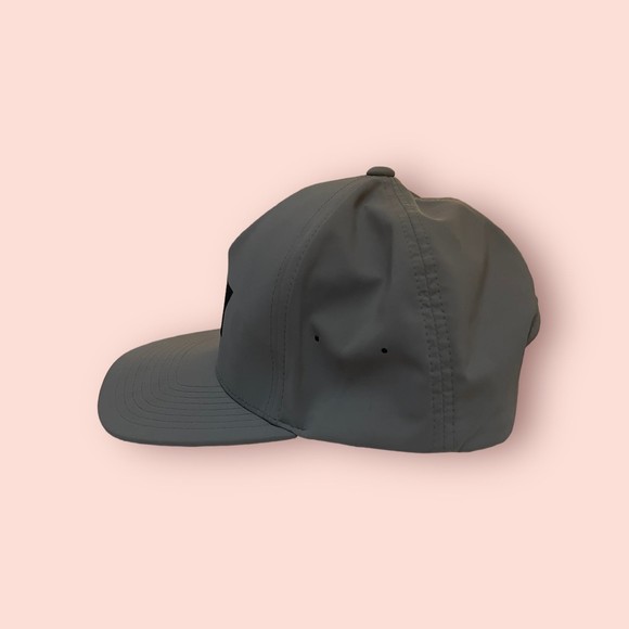 Salty Crew Gray Snapback Hat - Picture 2 of 6